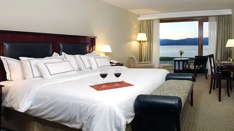 4* | Cacique Inacayal 