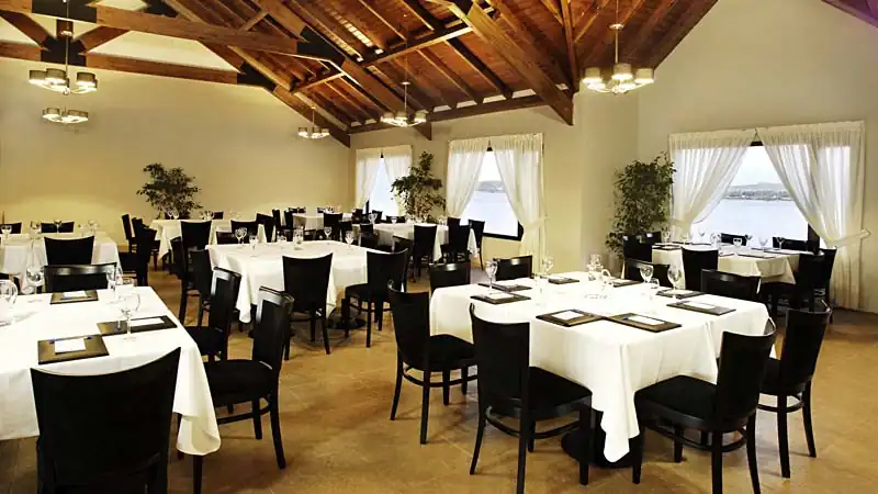 5* | Xelena Deluxe Suites 